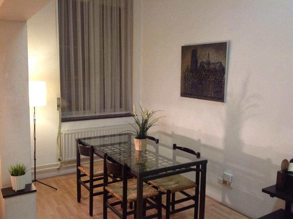 Brussels City Center Apartments Room photo